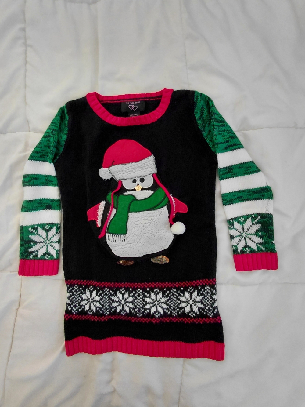 It's Our Time Girls' Black & Green Penguin Holiday Sweater S (4)